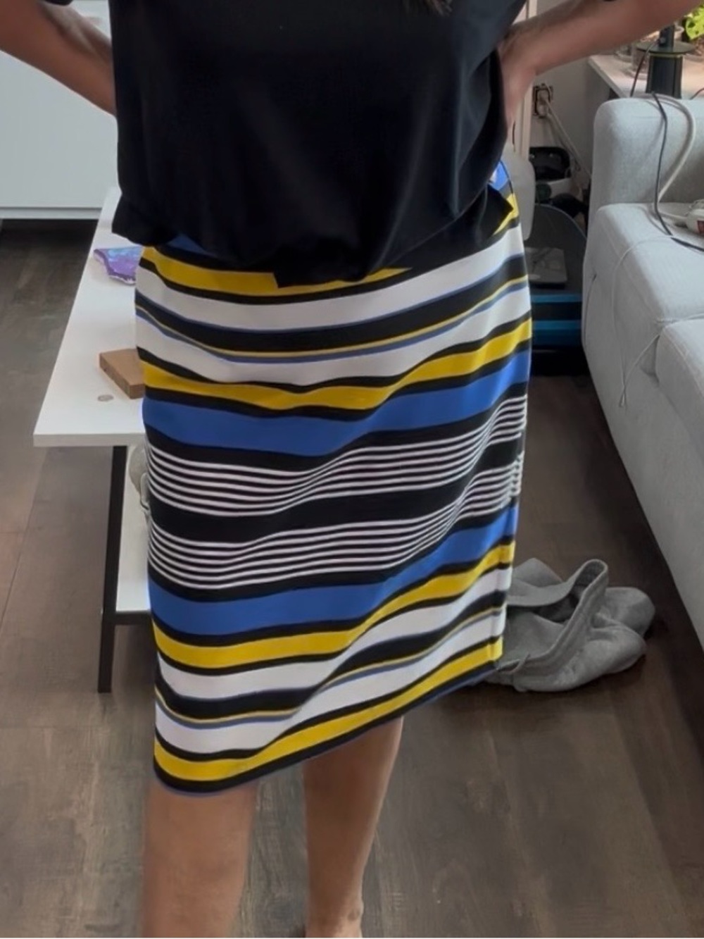 NYCC New York Clothing Co Striped Midi Skirt Size L Blue Yellow Black Stretch